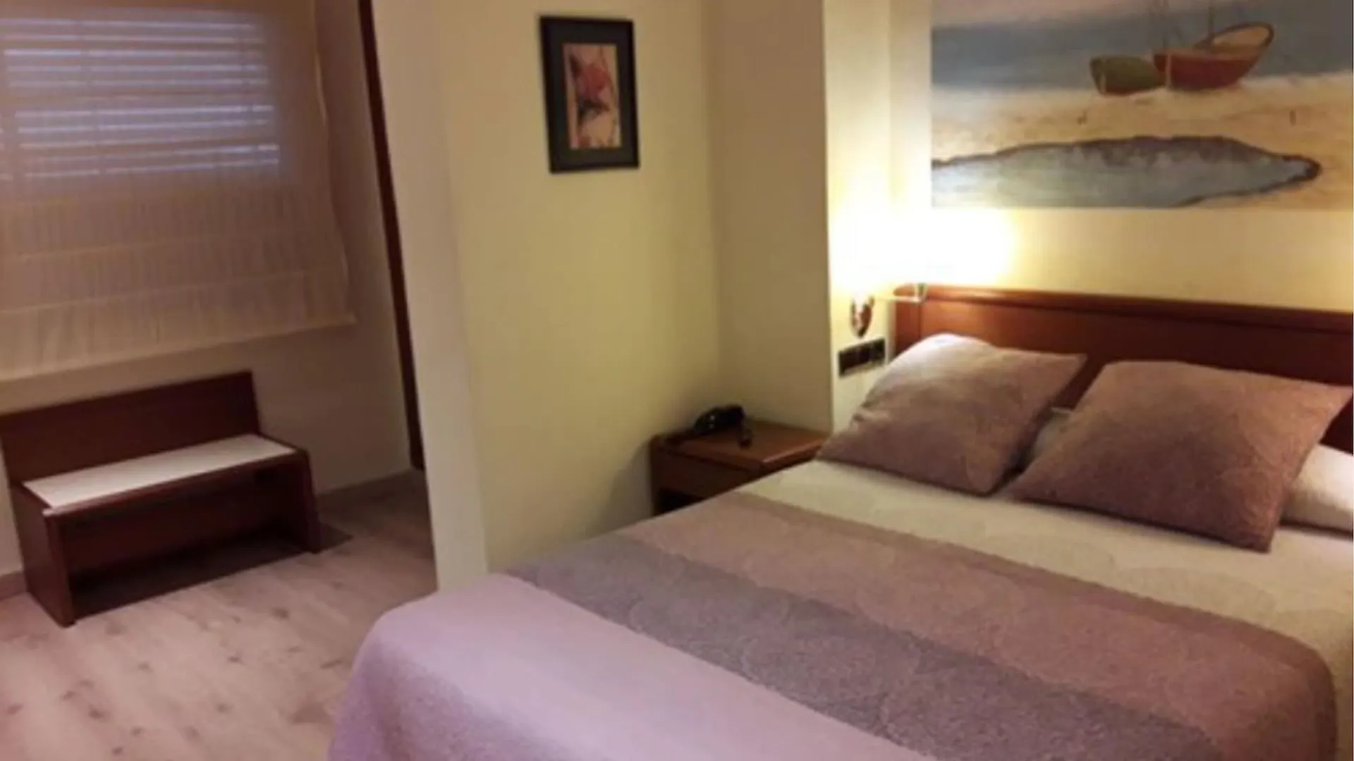 Checkin Trave Hotel Figueres