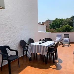 Preciosa Vivienda Enorme Y Totalmente Equipada En El Centro De Figueres Apartamento